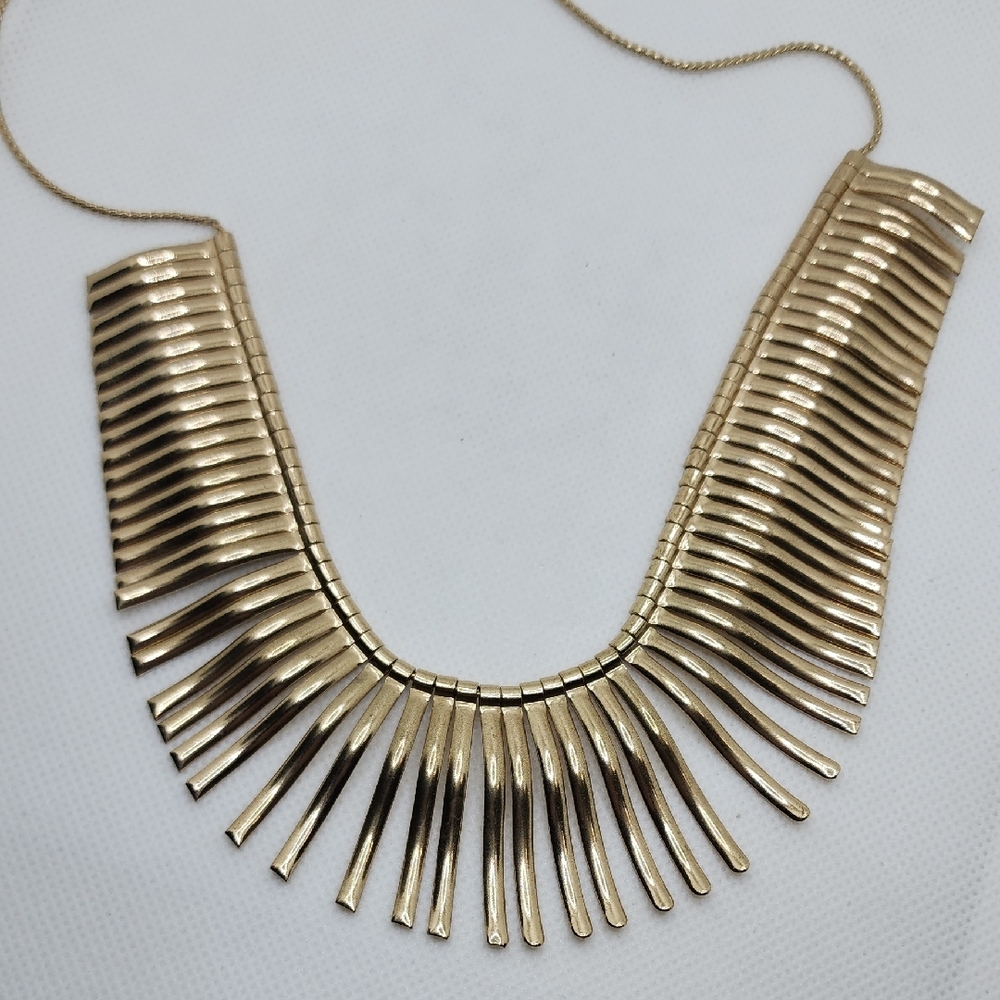 Elegant Goldtone Necklace Signed Natasha - Picture 6 of 8